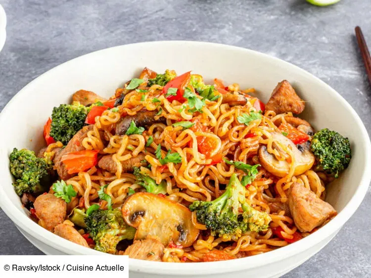 La base : ingrédients et étapes clés pour votre recette de nouilles au poulet
