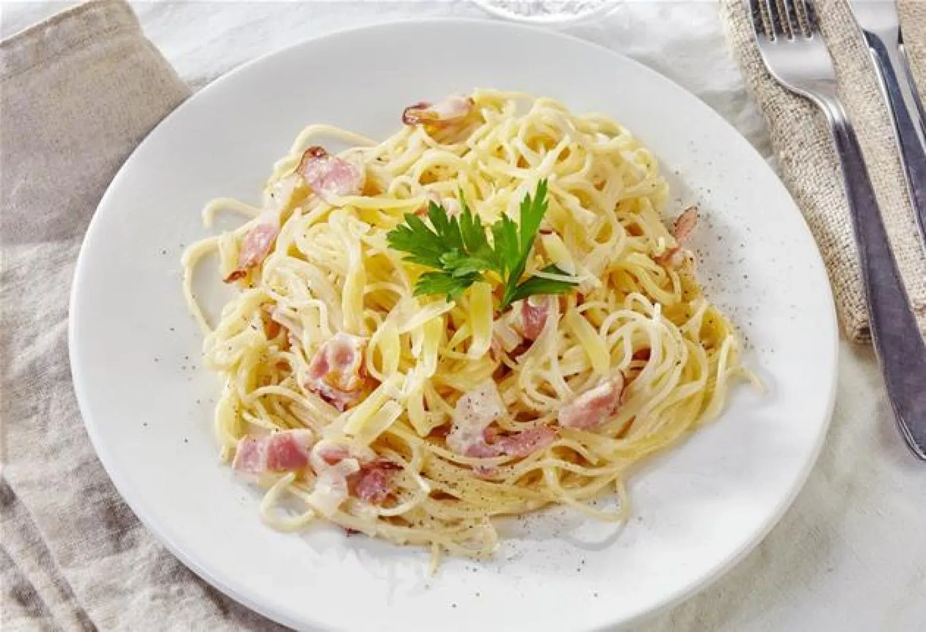 Les Ingrédients Indispensables pour votre Recette de Spaghetti Carbonara