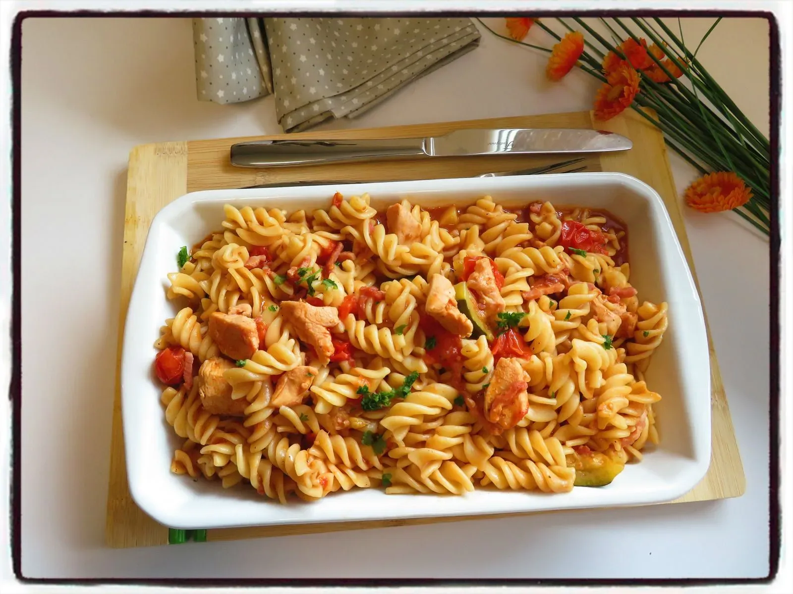 Pourquoi les recettes de pâtes au poulet et légumes sont un succès ?