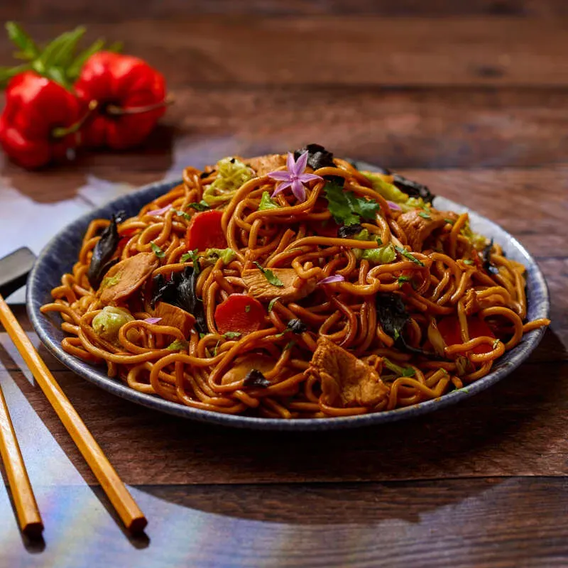 Pourquoi se lancer dans une recette de nouilles au poulet maison ?