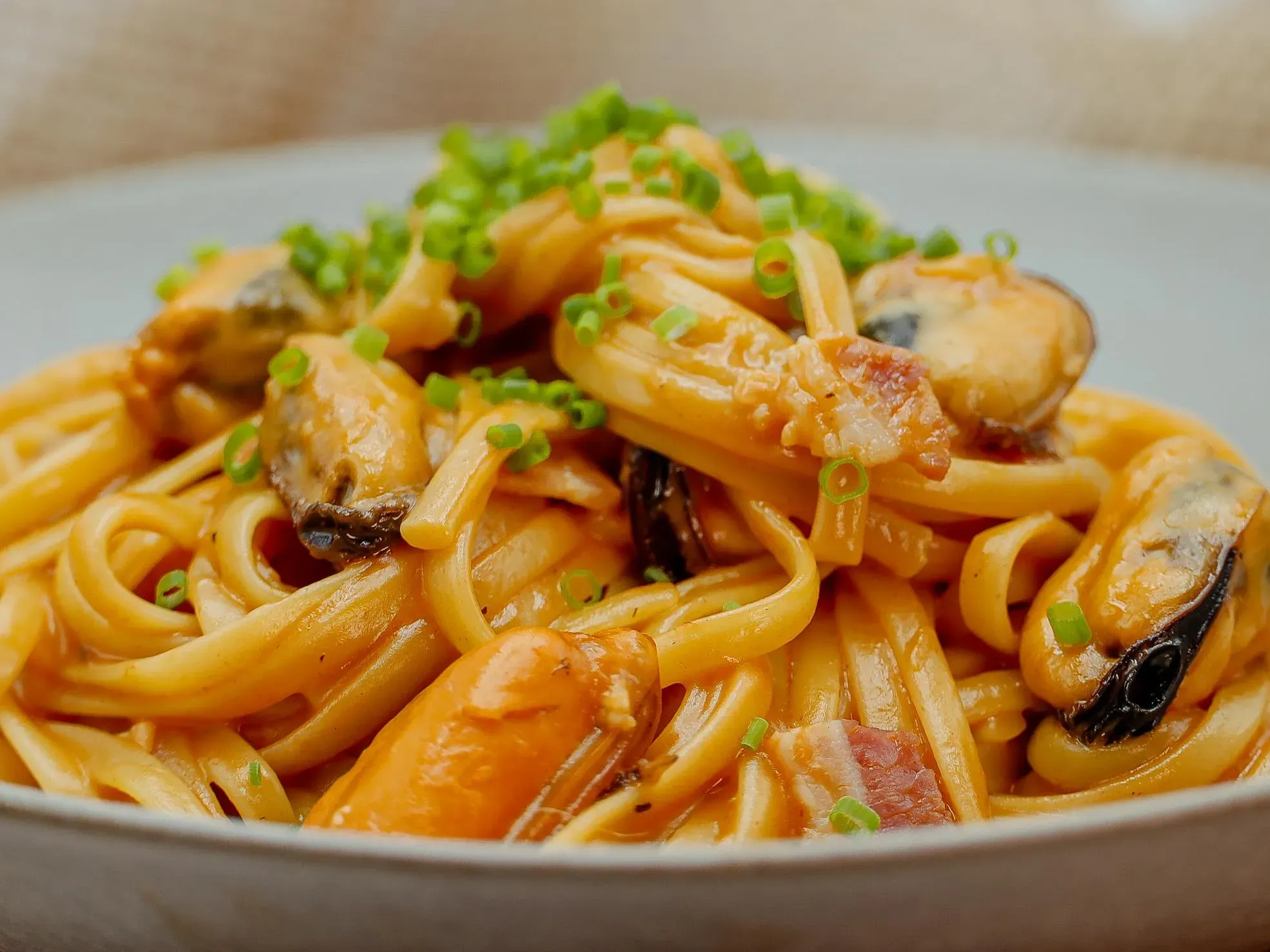 Préparation étape par étape : Réussir votre recette de pâtes avec des moules
