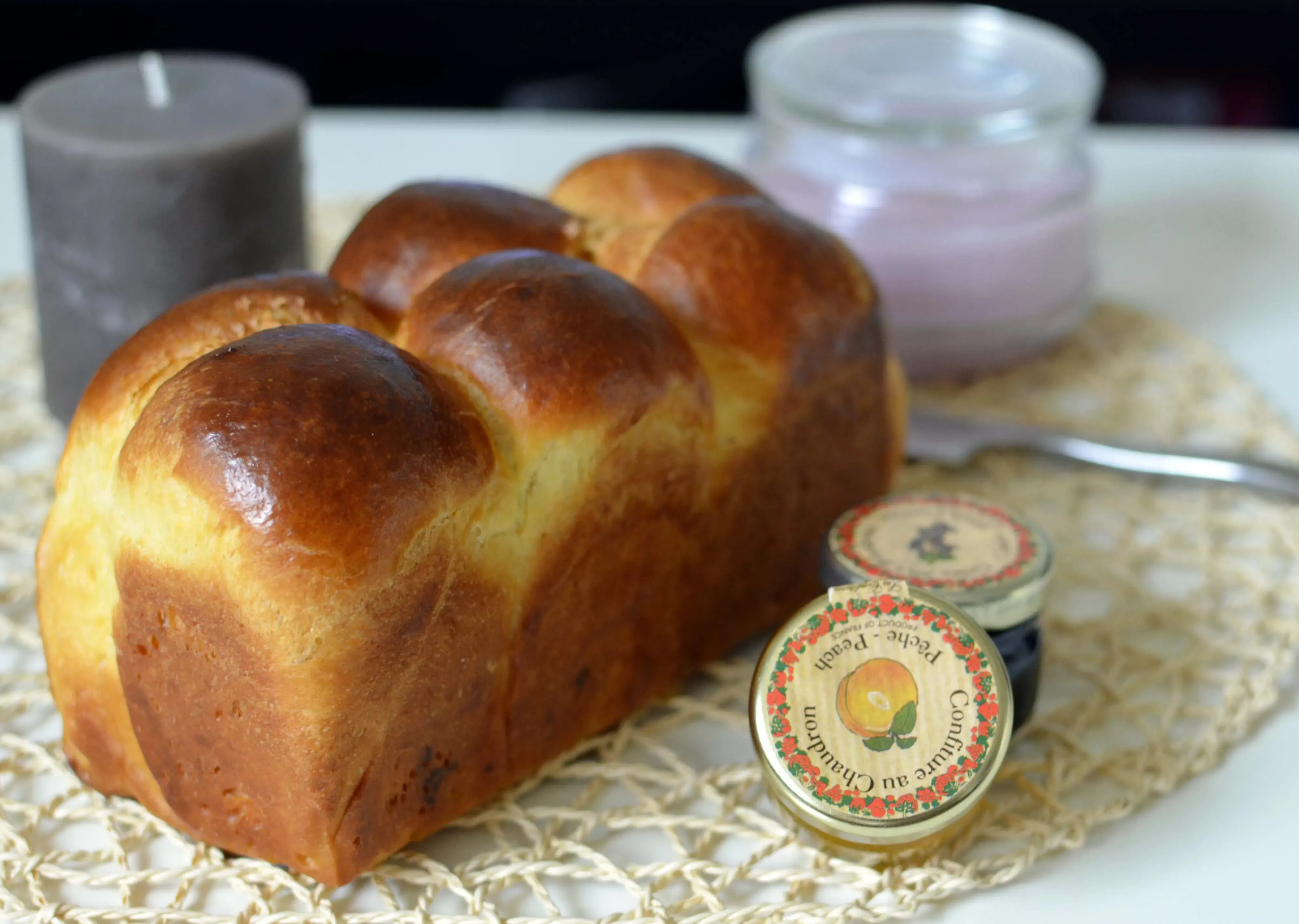 Variations et Astuces pour Maîtriser la Pâte Briochée