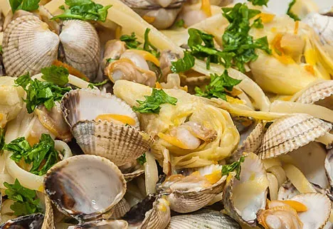 Variations et astuces pour votre recette de pâtes avec des coques
